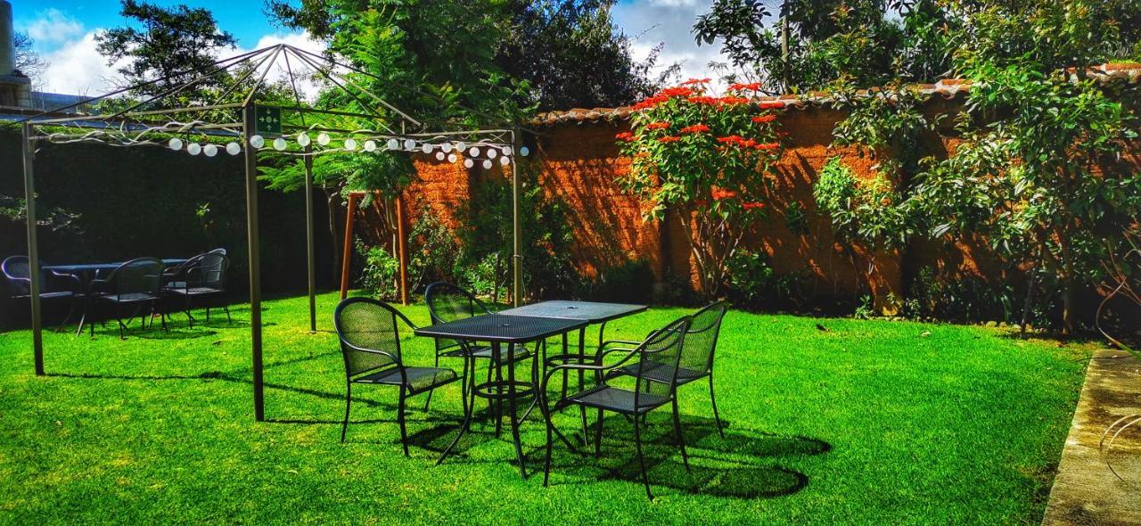 Hotel Ocho Barrios San Cristóbal de Las Casas Екстериор снимка