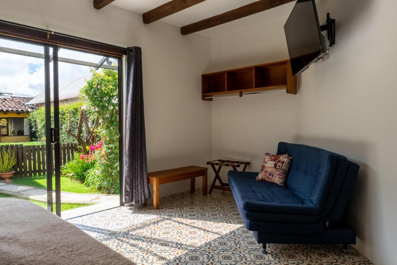 Hotel Ocho Barrios San Cristóbal de Las Casas Екстериор снимка