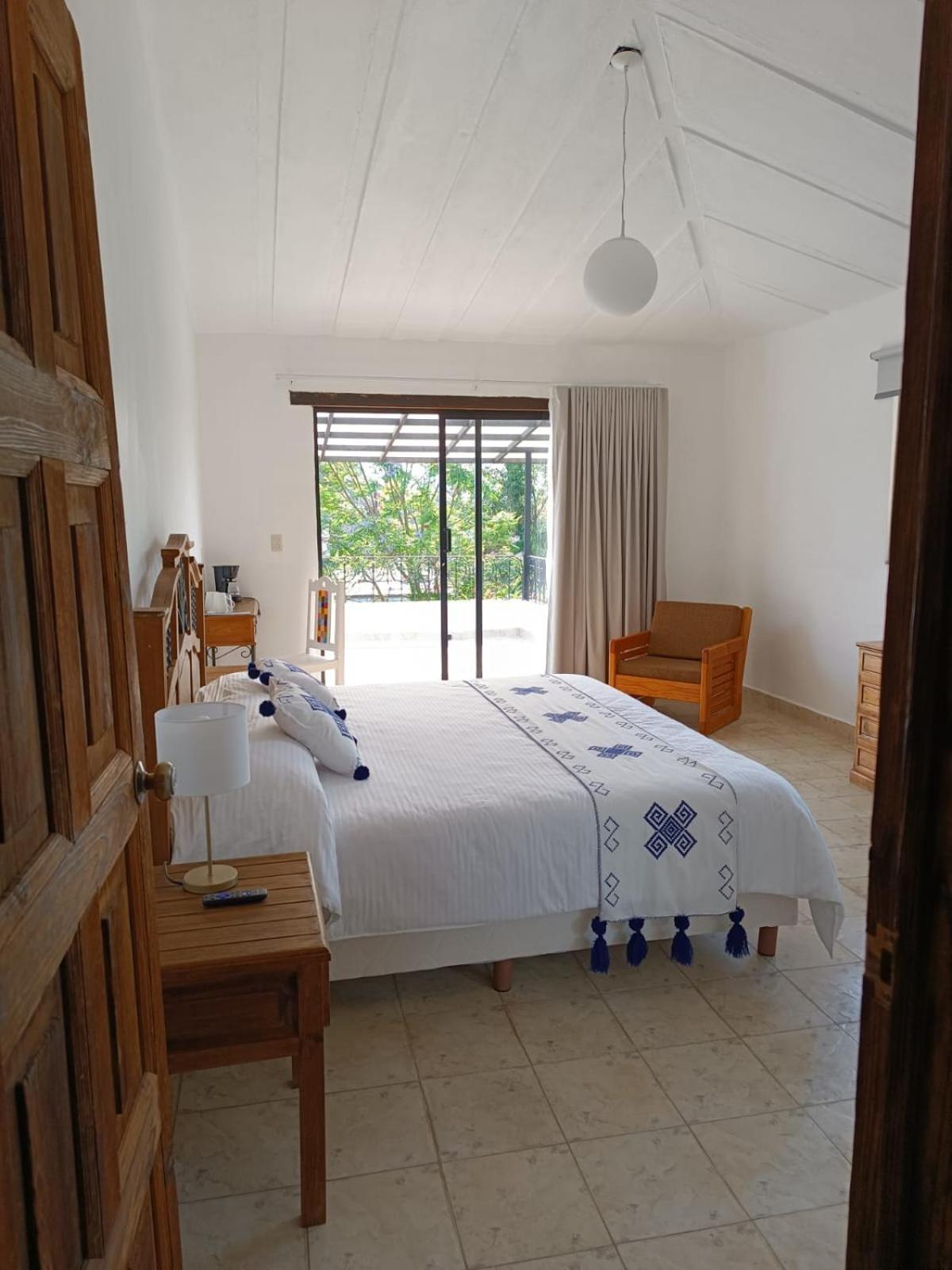 Hotel Ocho Barrios San Cristóbal de Las Casas Екстериор снимка