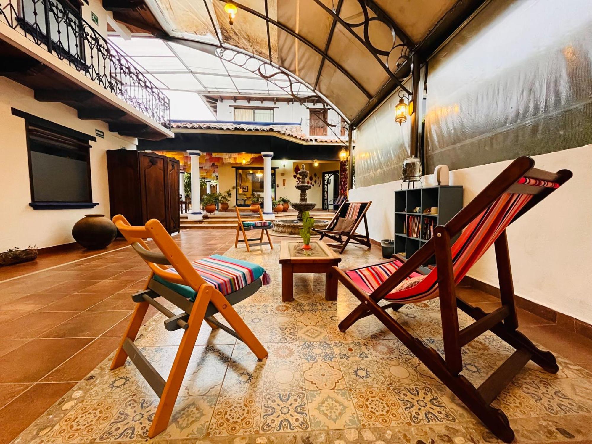 Hotel Ocho Barrios San Cristóbal de Las Casas Екстериор снимка