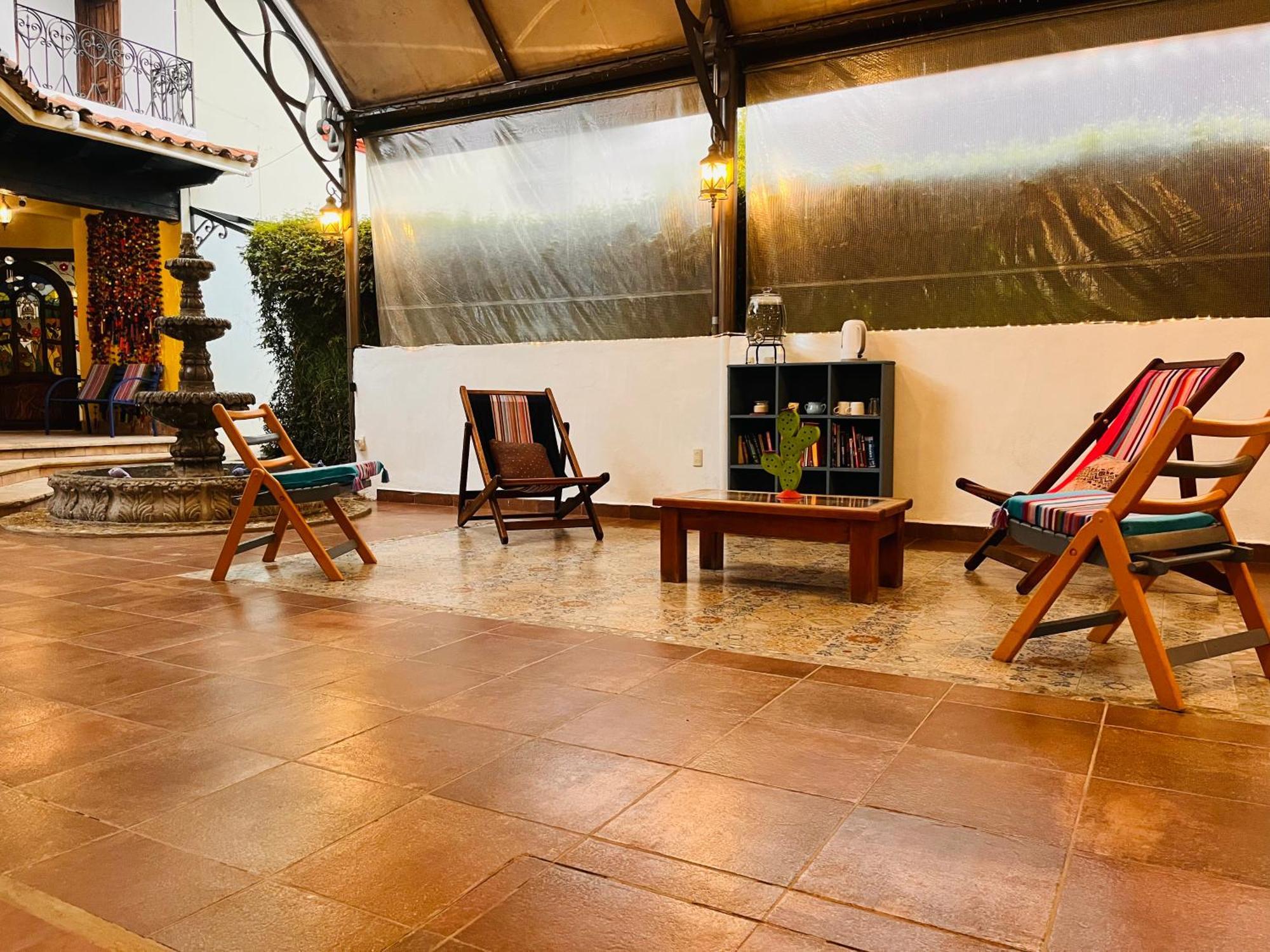 Hotel Ocho Barrios San Cristóbal de Las Casas Екстериор снимка