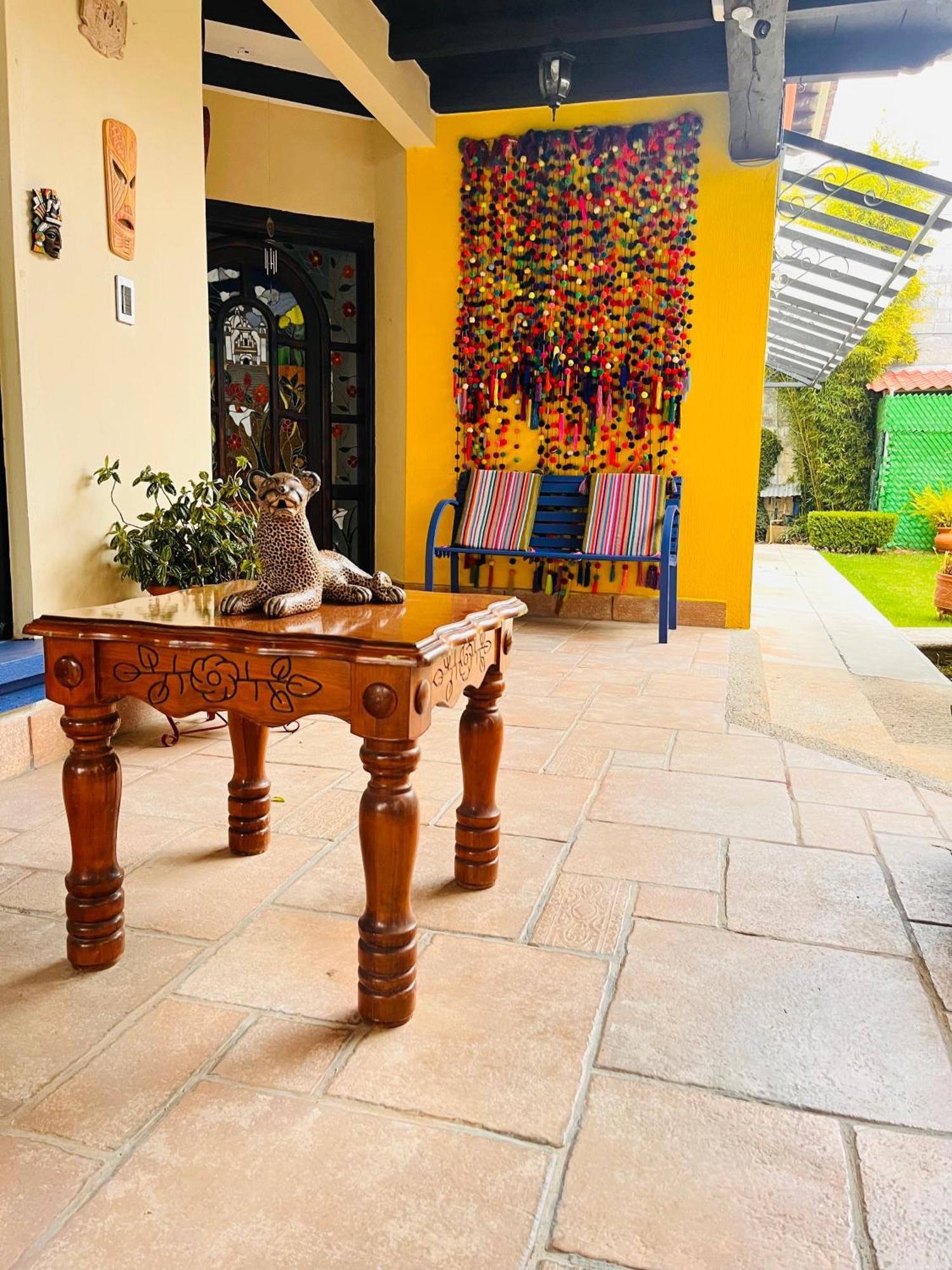 Hotel Ocho Barrios San Cristóbal de Las Casas Екстериор снимка