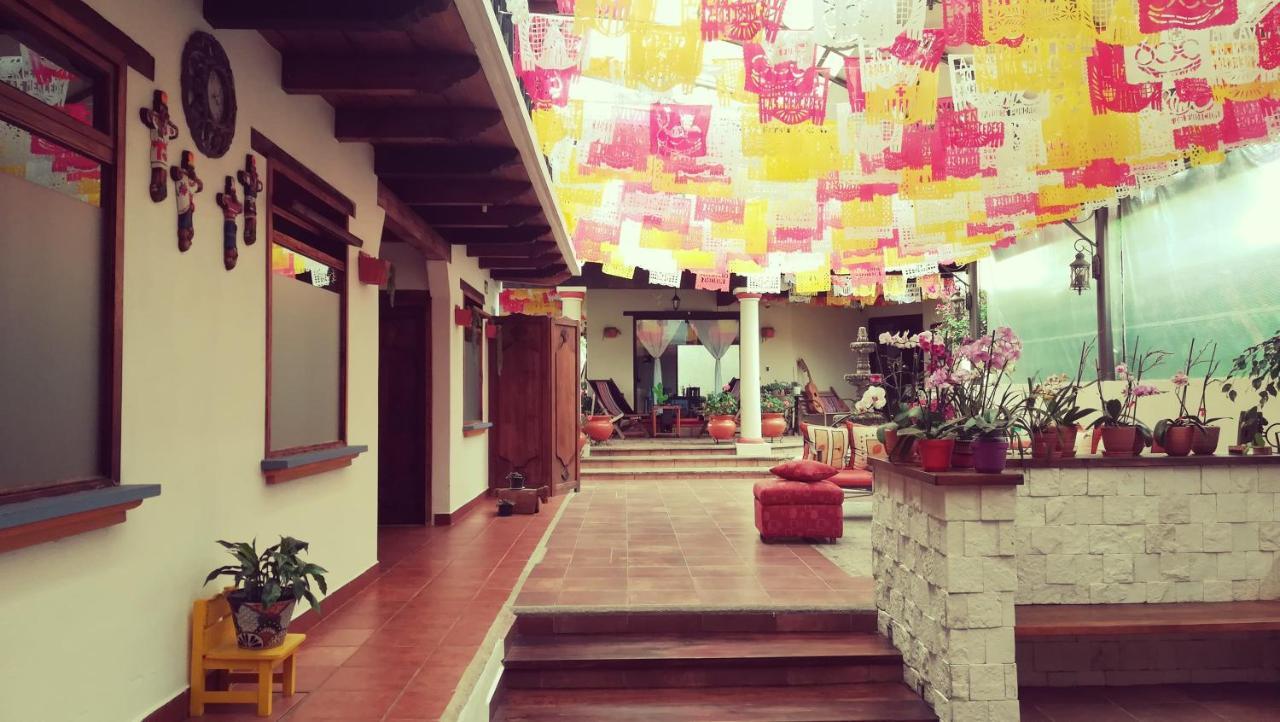 Hotel Ocho Barrios San Cristóbal de Las Casas Екстериор снимка